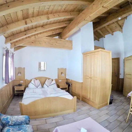 Hotel Alpina Loèche-les-Bains